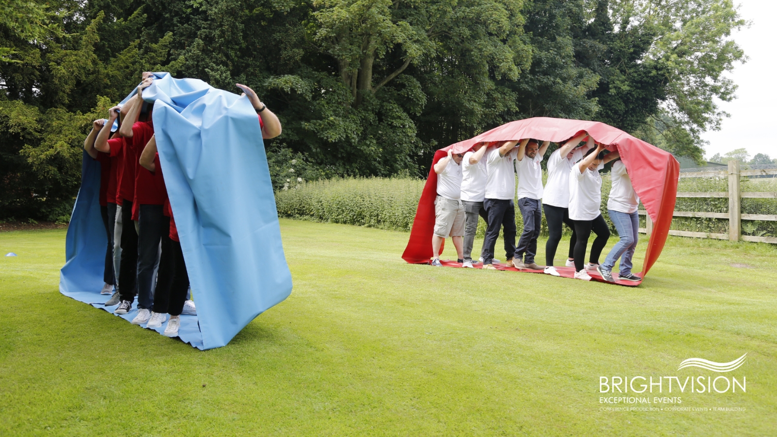 outdoor teambuilding